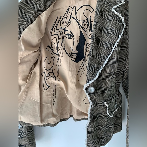 Plaid Raw Hem Blazer - Picture 3 of 4